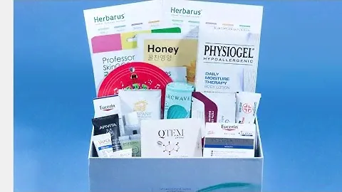Распаковка бьюти бокса от Pharmacosmetica,  Он и она.